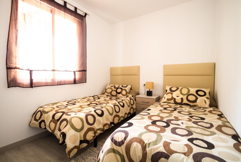 Perfect Family Retreat - La Zenia Beach Dehesa de Campoamor  Exterior photo